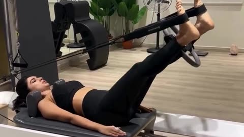 Find Strength, Breath, and Balance in the Pilates Girl Era