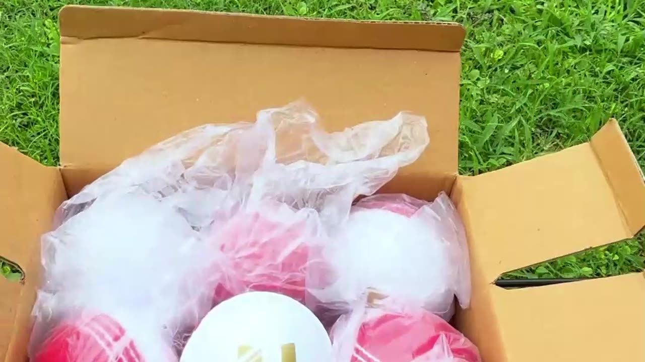 Heega i 30 Synthetic Red & White Cricket Ball