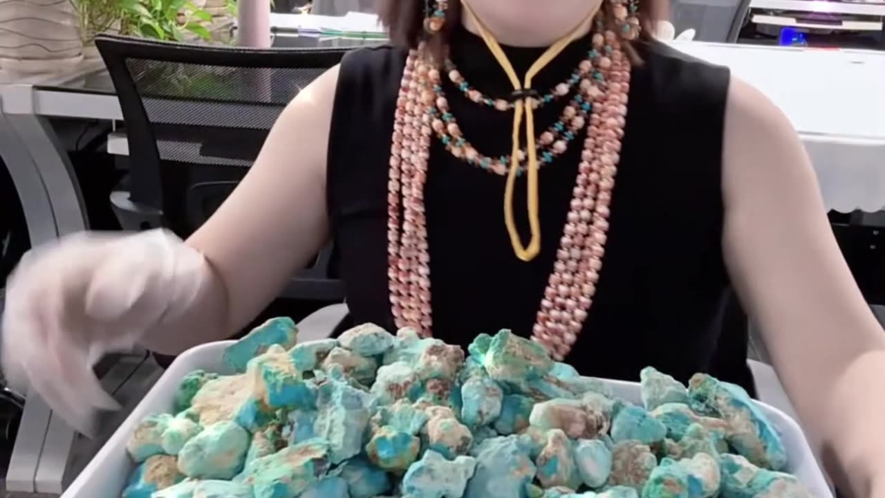 20250918-05 Turquoise Meditation: Feel the Stone’s Energy in Stillness