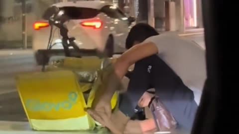 Then he brings your food home with the same hands. No, thanks.