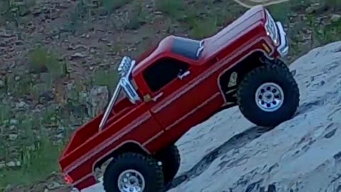 "I'm allergic to shellfish!" ...not Traxxas TRX4m High Trail! SUBSCRIBE!