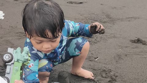 Dula-dula sila sa balas