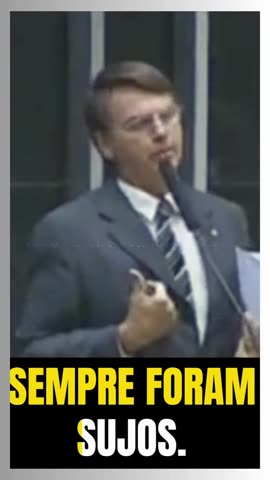 A corrupção política no Brasil é uma prática de troca de favores e desvio de verba pública.