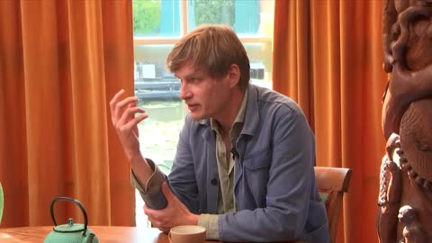 Dekkers & van Baardewijk - DNW 2058 - De strijd om Nederland – Vlag, vertrouwen en verantwoordelijkheid
