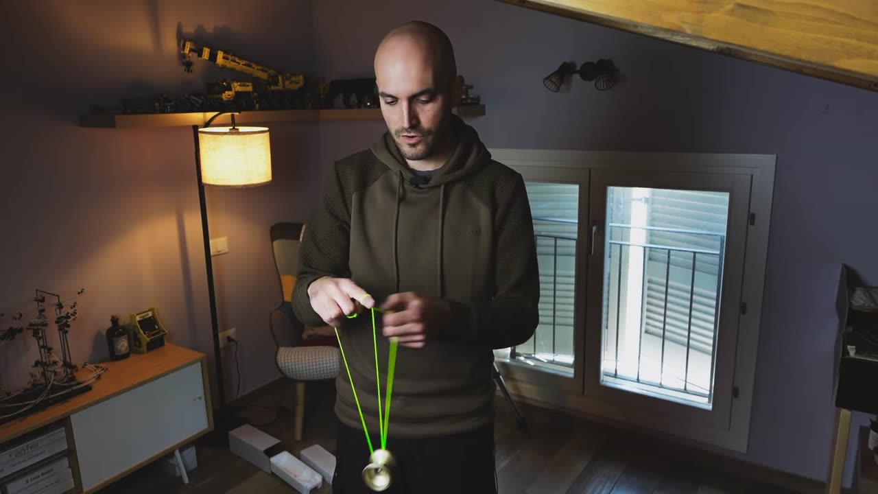 The SPINNING SLACK that everyone does - Yoyo Trick Tutorial