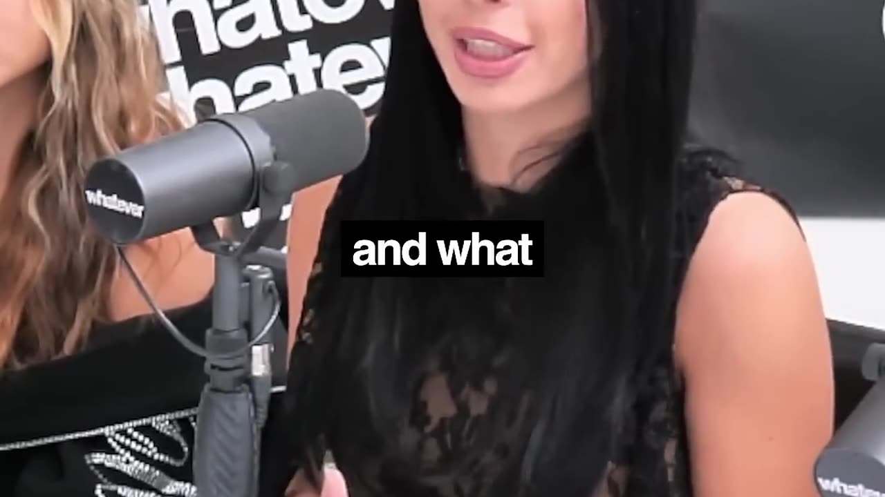 Andrew Wilson HUMBLES Delusional ØF girl who denies to need men