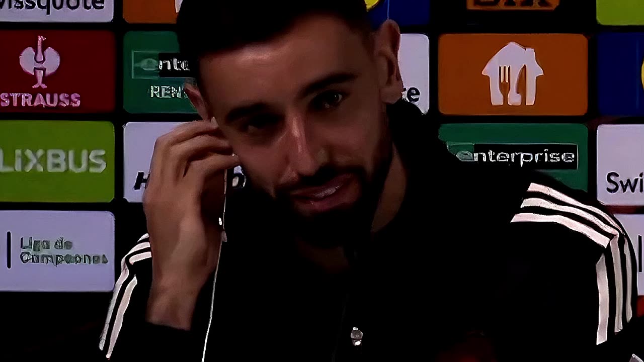🎙️ BRUNO FERNANDES SE LÍA EN RUEDA DE PRENSA: “¿ENTIENDES EUSKERA?” Y RESPONDE ALGO INESPERADO 😂