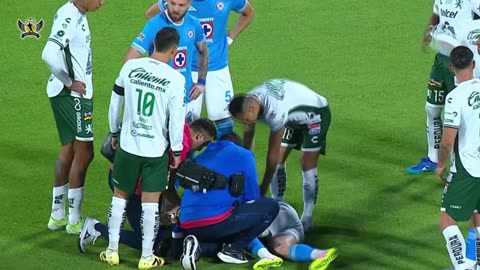 Cruz Azul er Jotil Khela! Liga MX Joy er Ek Step Dure | León ke Dominate Korlo