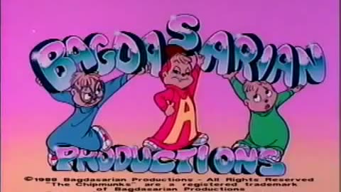 A Chipmunk Christmas (1981)