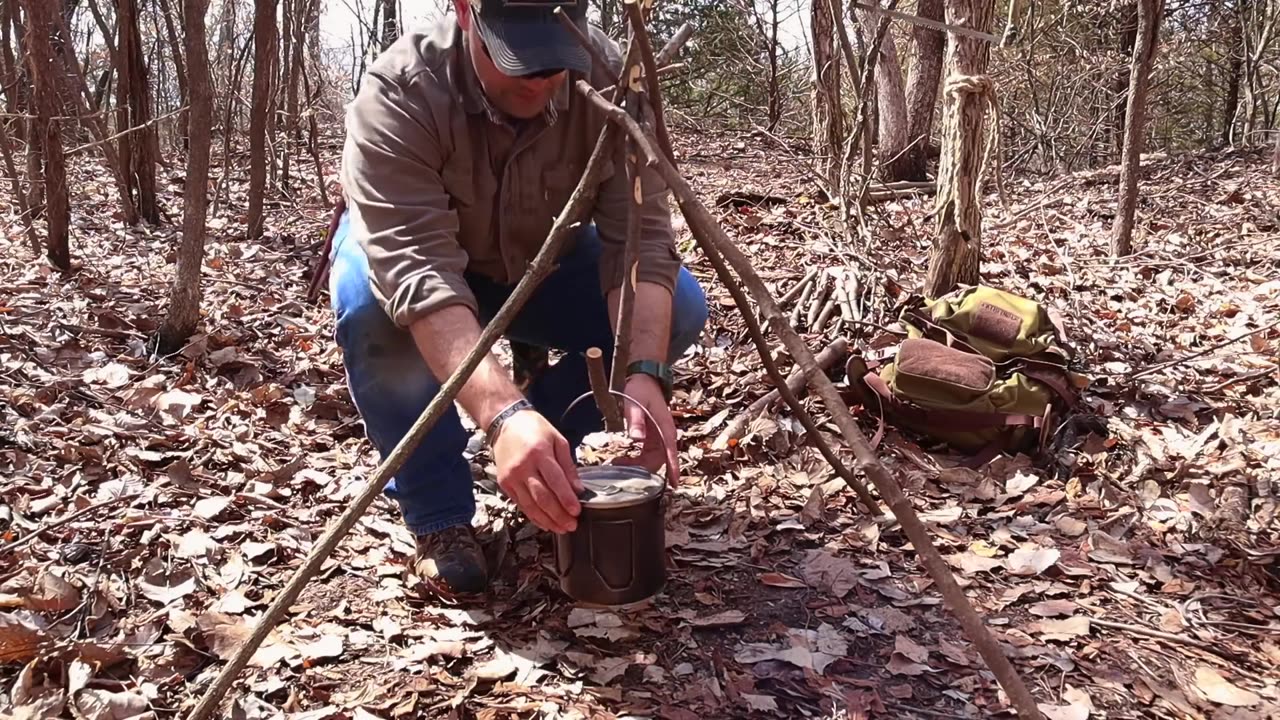 10 Must-Know Bushcraft Skills for Beginners 🔥 Learn to Survive in the Wild!