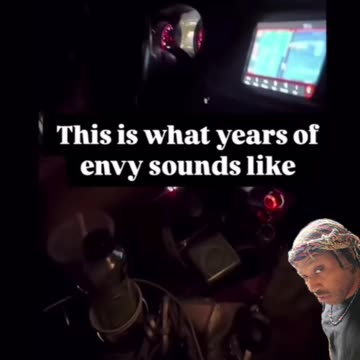 IS THE FRIEND WRONG OR DO THE BIRTHDAY GIRL GOT INSECURITY ISSUES?