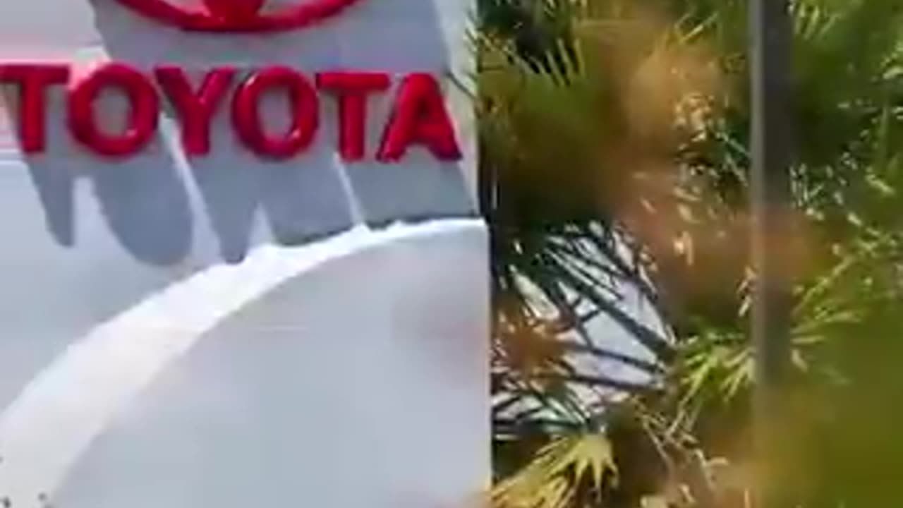 YOUR CAR IS TRACKING YOU