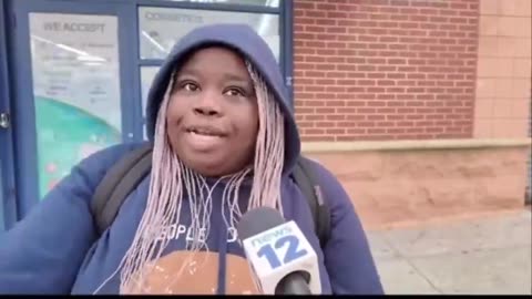 This snap benefits user claims she is “starving”