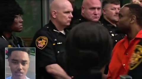 Father who Killed a Cop, Walks Past 30 Officers in the Courtroom!!