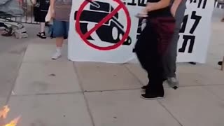 Isreali kids burning their service draft notices