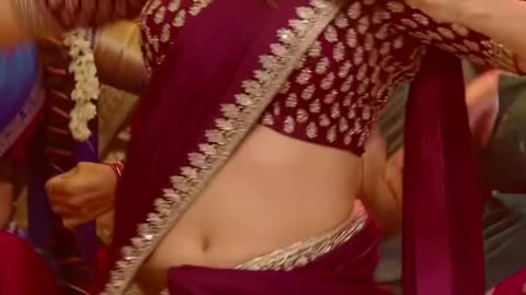 Kajal Agarwal Hot Dance | Instagram girls dance reels | Slow motion dance #navel #saree #dance