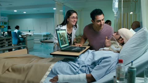 3 Idiots Bollywood Movie | Aamir Khan, Kareen K, R Madhavan