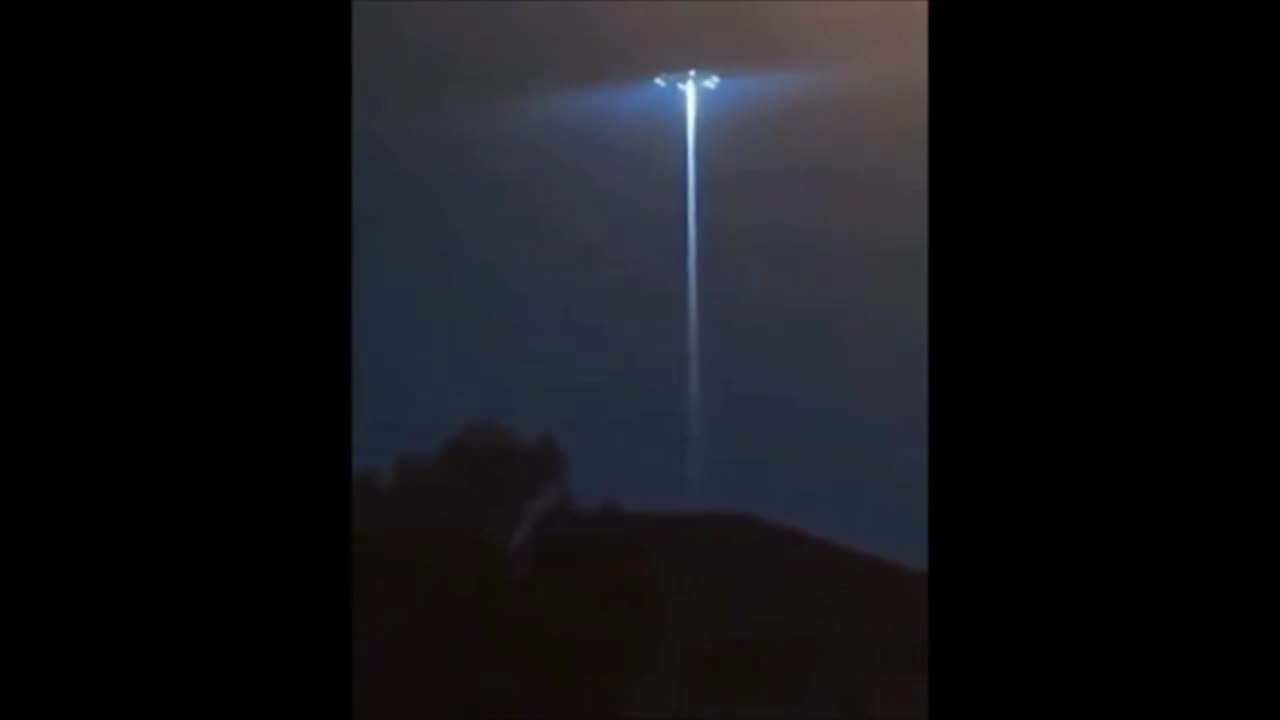 UFO are being filmed in the Suburbs around the world! 🛸 Prime Disclosure 🛸🛸🛸🛸