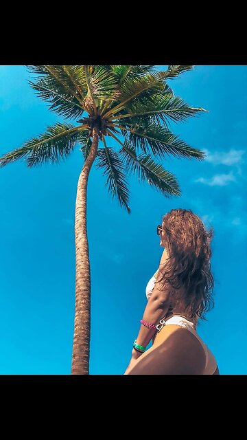 Explore the Stunning Island Beaches of Sri Lanka🌴