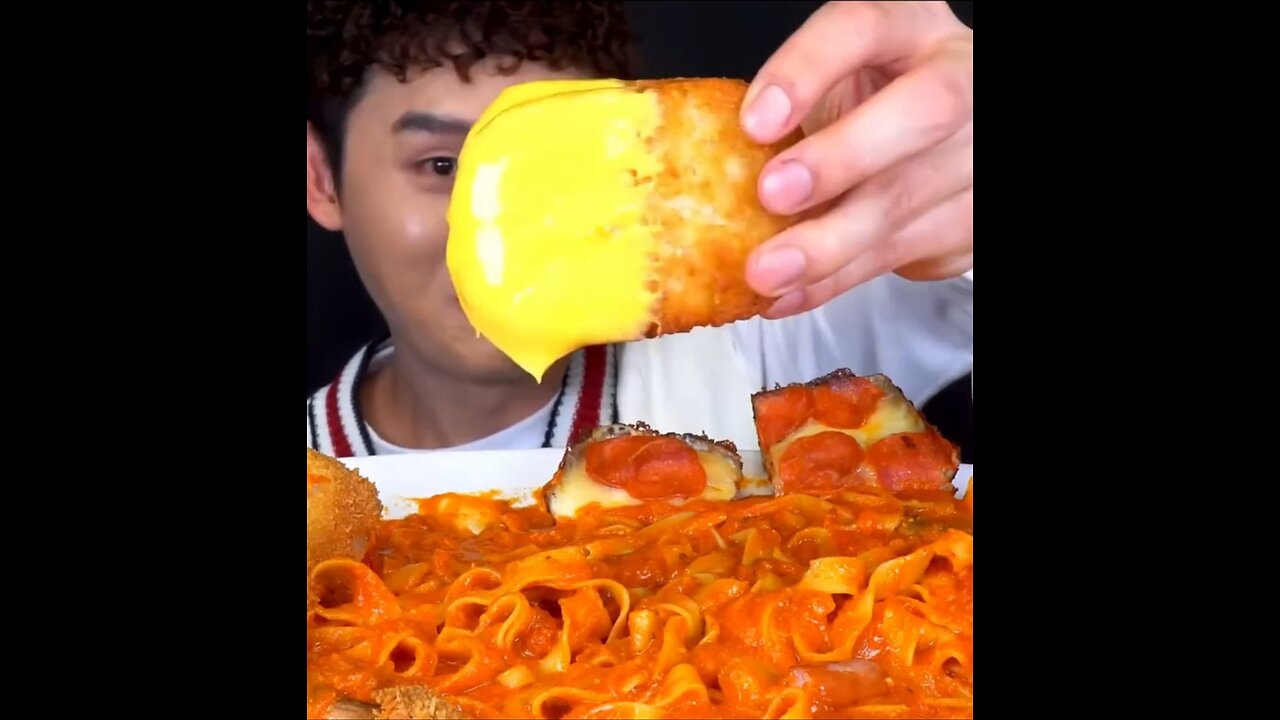 Spicy Tomato Pasta with chicken nuggets