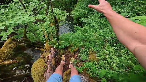 French cliff jumper aims for 60 metre world record