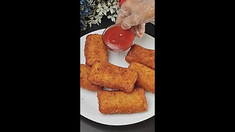 #crispy cheese chicken sandwich 🥪 😋
