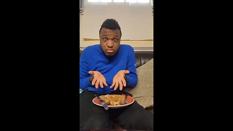 5 Minute Crafts girl eat food on a plate 😂