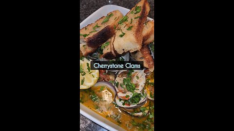 Big cherrystone clams