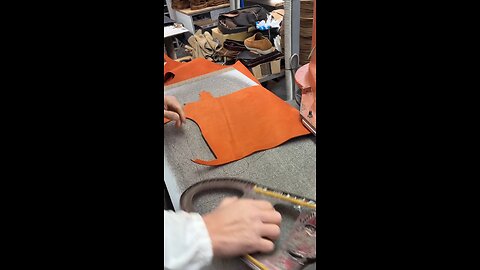 How leather shoes are made