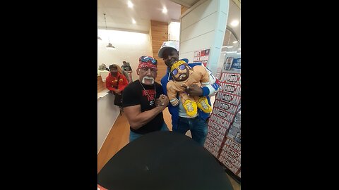 HULK HOGAN LIVE @ PIGGLY WIGGLY | THE MANWICH SHOW