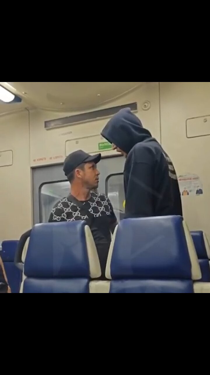 💪 Logra proteger a una mujer solo con su apariencia