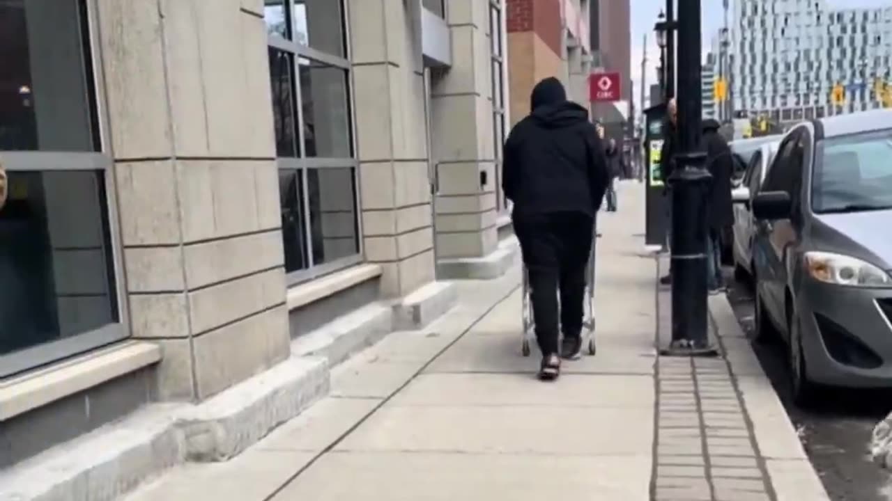 Usual suspect steals undisturbed and security guard does nothing. Crazy.