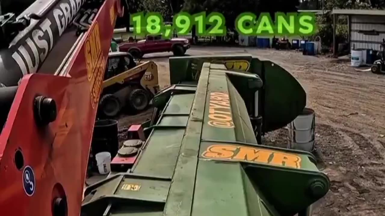 portrait of a Jaguar made using dice only.