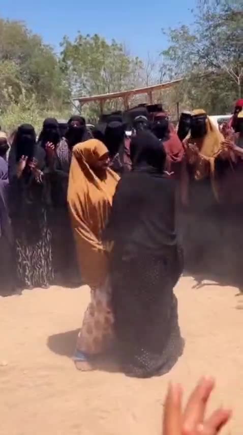Somali women twerking.