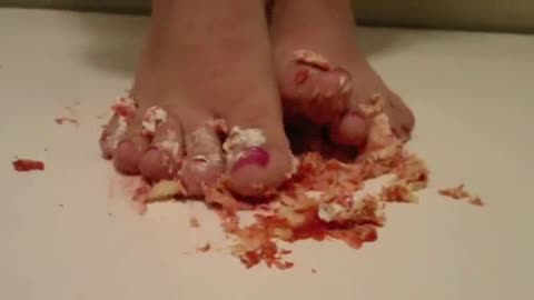 Barefoot Twinkie Crush
