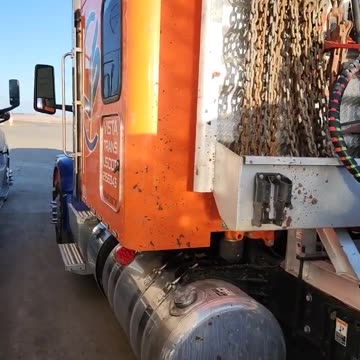 I NEED FENDERS #ourtruckinglife #reallifetruckers #truckdrivers #atruckerslife #truckdriver