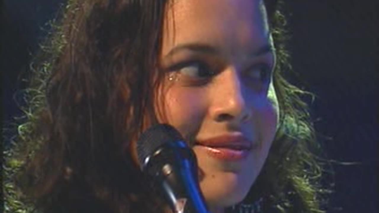 Norah Jones - At the House of Blues = 2002