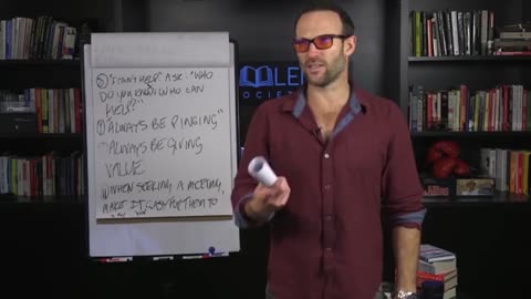 HOW TO ATTRACT THE RIGHT PEOPLE INTO YOUR CIRCLE