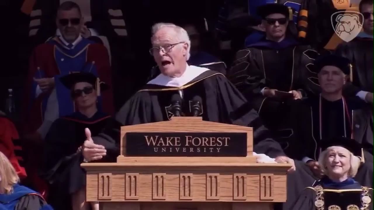 Scott Pelley of ‘60 Minutes’ Gives an Anti-Trump Graduation Speech at Wake Forest University