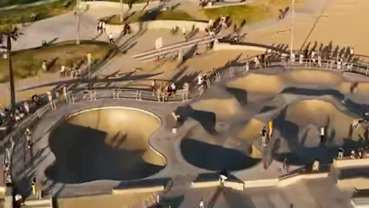 The Flying Felon - Trailer