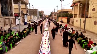 Hundreds of orphans in Iraq's Basra gather for Iftar