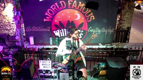 LIVE Music Everyday!