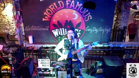 LIVE Music Everyday!