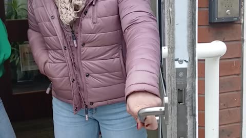 This week Lisa returned despite me at her door saying fuk off.