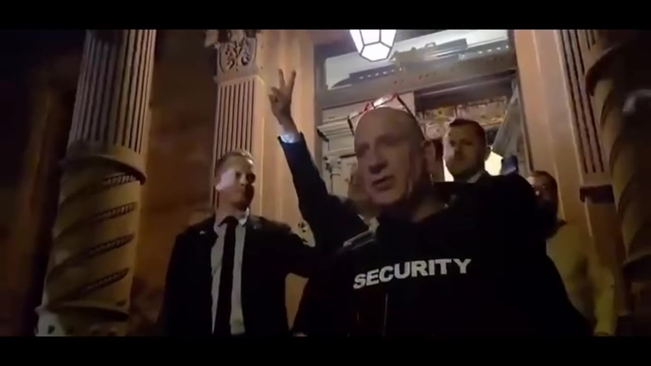 Pro-Palestinian demonstrators confronted Israeli National Security Minister Itamar Ben-Gvir