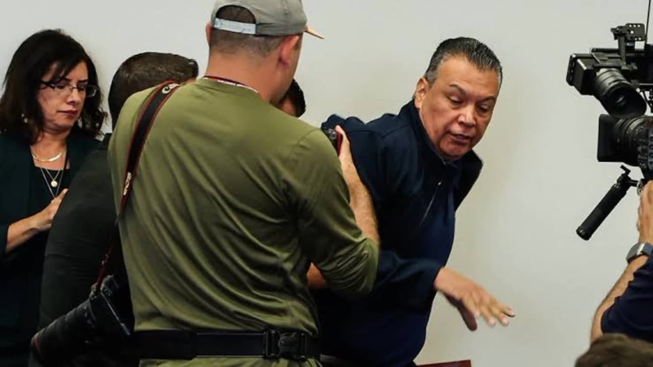 US senator dragged out of LA news conference and handcuffed