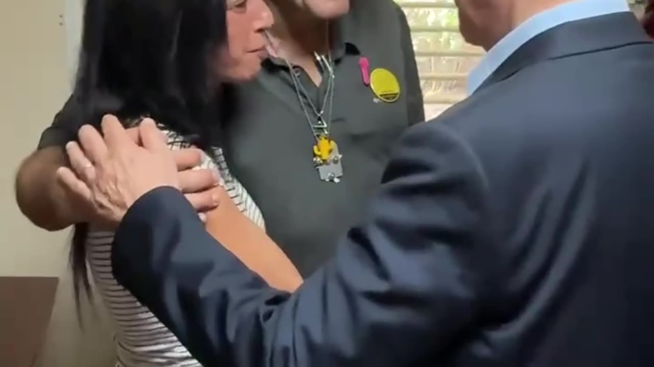 Meeting between Einav Tsengauker and Netanyahu in Nir Oz