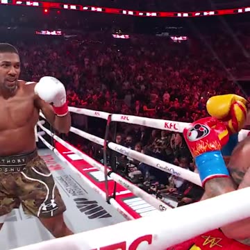 The moment Anthony Joshua knocked Jake Paul out! #JakeJoshua