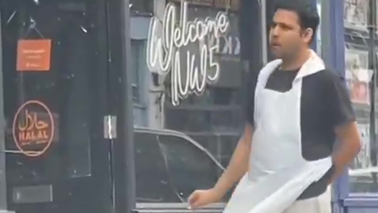 Halal food delivery UK.