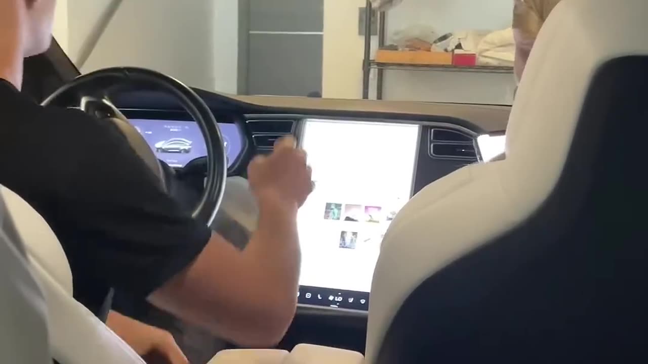 😱 FUNNIEST SCARE PRANK on My Best Friend! (Must Watch!)